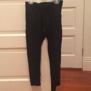 Girl’s black leggings